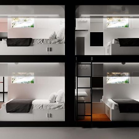 M Pods Malaga Hotel Buitenkant foto