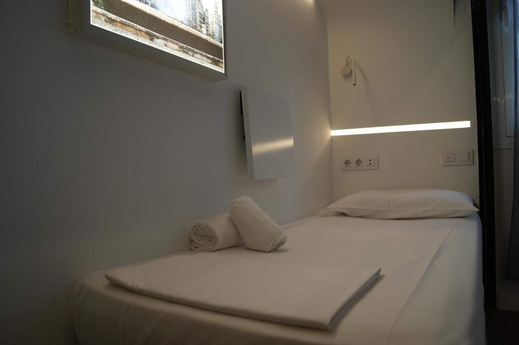 M Pods Malaga Hotel Buitenkant foto