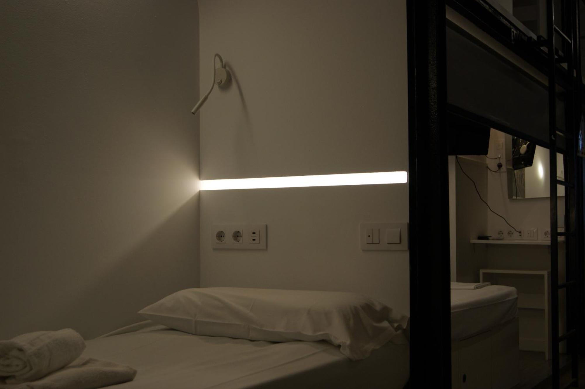 M Pods Malaga Hotel Buitenkant foto