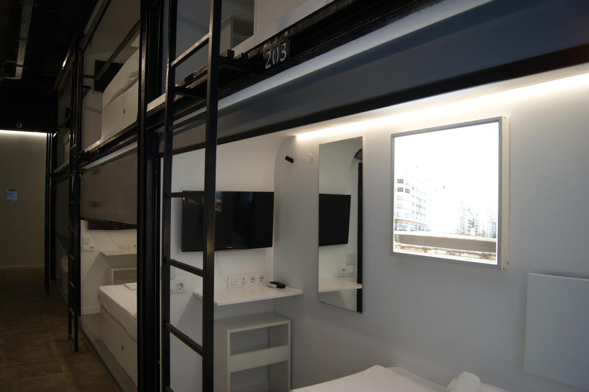 M Pods Malaga Hotel Buitenkant foto